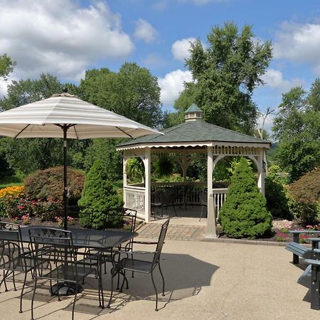 科肖克顿乡村套房酒店 Coshocton 外观 照片